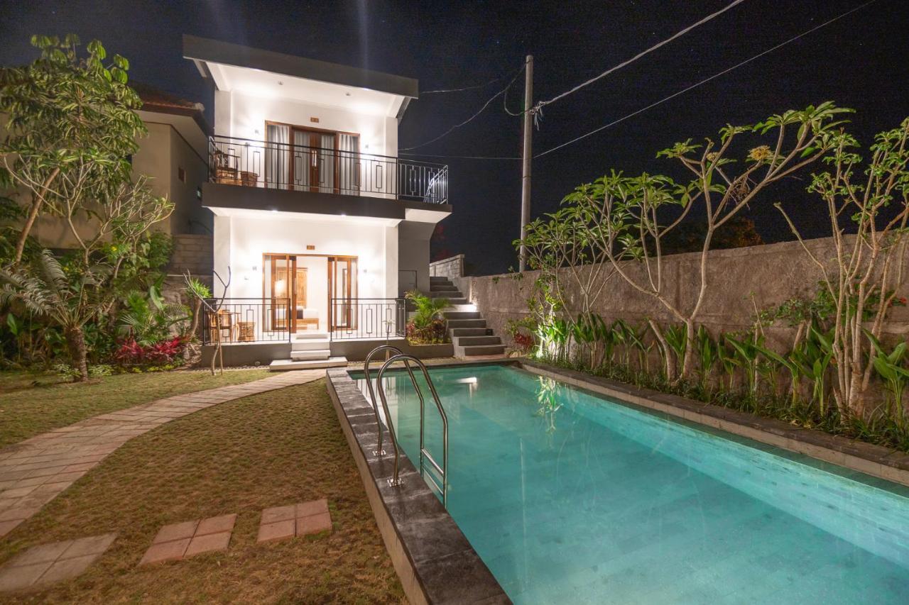 Wooden Puri Guesthouse Uluwatu Exterior foto